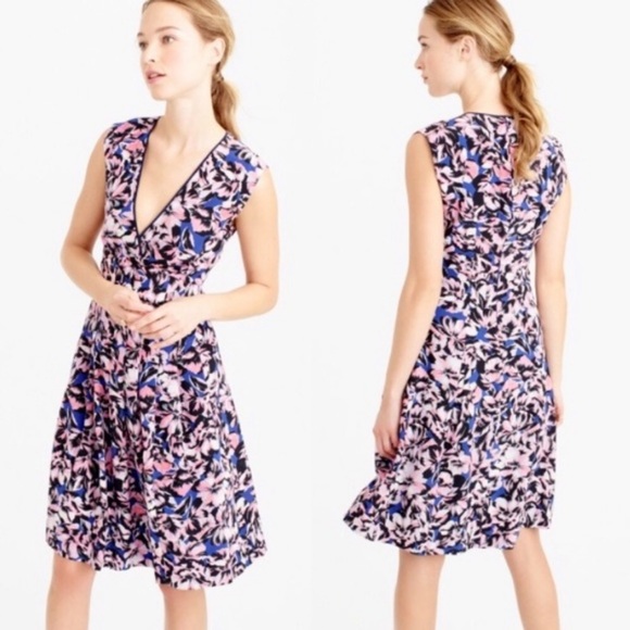 J. Crew Dresses & Skirts - J Crew 6 Silk Hibiscus Print Dress